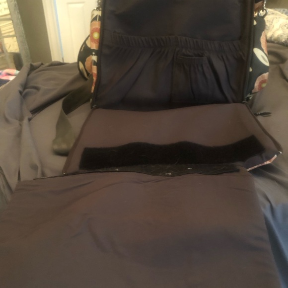 Petunia Pickle Bottom Diaper Bag - Picture 5 of 5